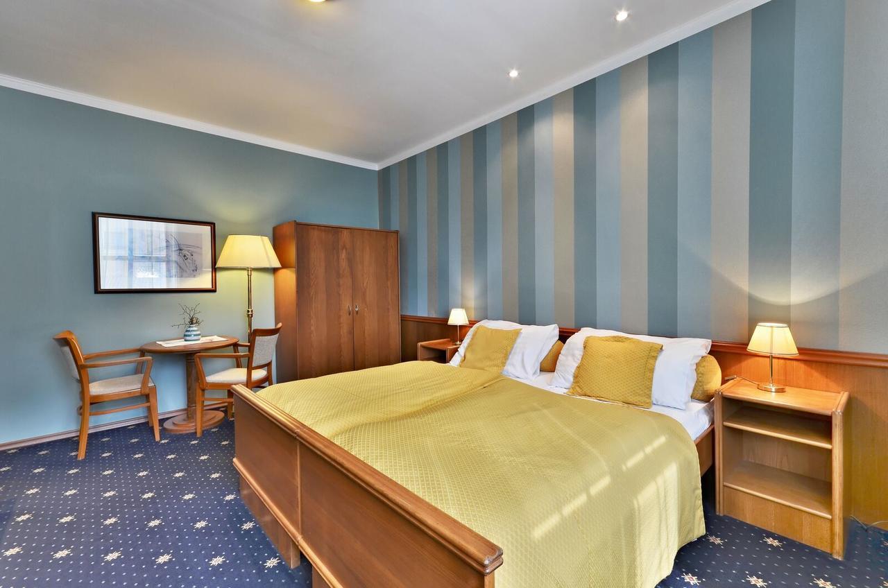 Hotel Villa Conti Písek Dış mekan fotoğraf